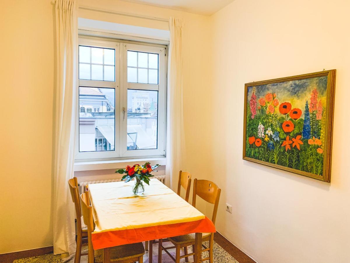Cozy City Center Apartment Bolzano Exteriör bild